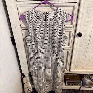 Calvin Klein Black and White Patterned Midi Dress